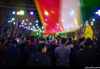 در پی حمله به ساختمان کنسولگری ایران در دمشق؛ خروش شبانهی مردم اراک در محکومیت جنایتهای رژیم صهیونیستی در پی حمله به ساختمان کنسولگری ایران در دمشق؛ خروش شبانهی مردم اراک در محکومیت جنایتهای رژیم صهیونیستی