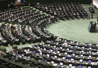 موافقت مجلس با تمدید ۶ ماهه دوره ششم شوراها موافقت مجلس با تمدید ۶ ماهه دوره ششم شوراها