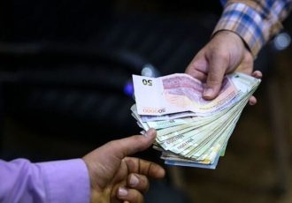 انتظار کارگران بالاخره بر آورده می شود؟! انتظار کارگران بالاخره بر آورده می شود؟!