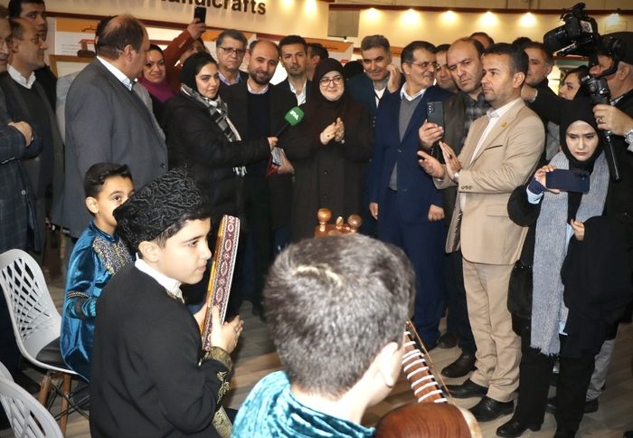 در سومین روز از نمایشگاه بینالمللی گردشگری تهران: بازدید سخنگوی دولت از غرفه آذربایجان شرقی در سومین روز از نمایشگاه بینالمللی گردشگری تهران: بازدید سخنگوی دولت از غرفه آذربایجان شرقی