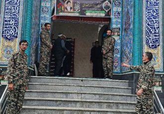 سوگواری مردم روستای اندریان در سالروز ارتحال حضرت امام خمینی(ره) سوگواری مردم روستای اندریان در سالروز ارتحال حضرت امام خمینی(ره)