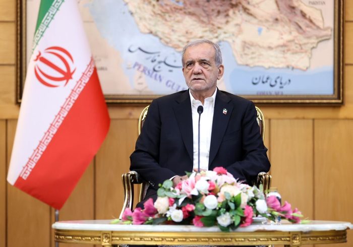 پیش از عزیمت به قطر؛ پزشکیان: کشورهای اسلامی با حفظ وحدت ارتباط خود را با رژیم صهیونیستی قطع کنند پیش از عزیمت به قطر؛ پزشکیان: کشورهای اسلامی با حفظ وحدت ارتباط خود را با رژیم صهیونیستی قطع کنند