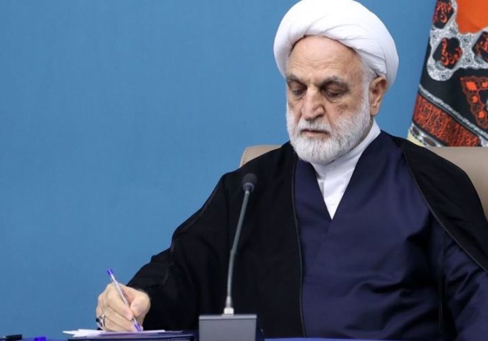 برخورد نکنید، نقره داغ کنید! برخورد نکنید، نقره داغ کنید!