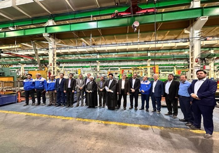 گزارش تصویری از بازدید اعضای کمیسیون صنایع و معادن مجلس از واحدهای صنعتی آذربایجانشرقی گزارش تصویری از بازدید اعضای کمیسیون صنایع و معادن مجلس از واحدهای صنعتی آذربایجانشرقی