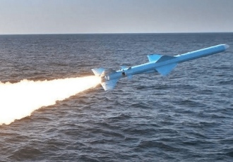 اژدهای ایرانی آماده غرش در عمق دریا اژدهای ایرانی آماده غرش در عمق دریا