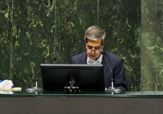 نماینده مجلس: هجوم قیمتها به سفره کوچک شده مردم اسفبار است نماینده مجلس: هجوم قیمتها به سفره کوچک شده مردم اسفبار است