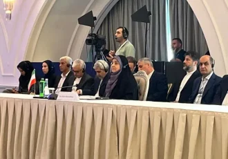 با حضور استاندار گیلان و وزیر راه و شهرسازی در باکو؛ نشست سهجانبه همکاری ایران، جمهوری آذربایجان و روسیه برگزار شد با حضور استاندار گیلان و وزیر راه و شهرسازی در باکو؛ نشست سهجانبه همکاری ایران، جمهوری آذربایجان و روسیه برگزار شد