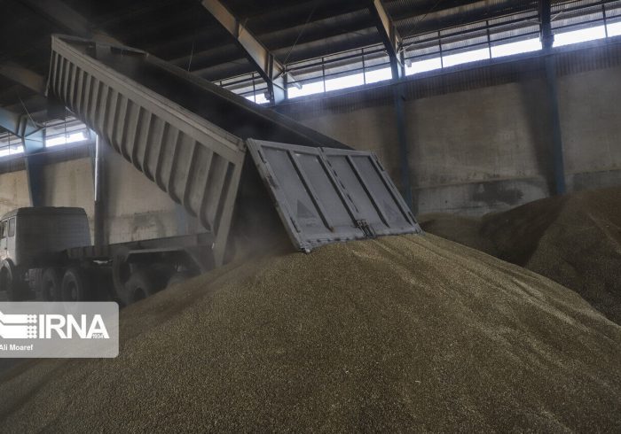 کشف بیش از ۲۸ تن گندم قاچاق در مراغه کشف بیش از ۲۸ تن گندم قاچاق در مراغه