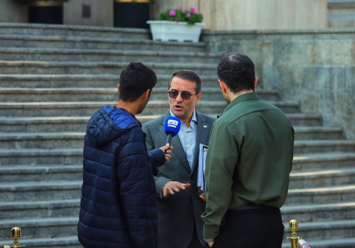 رئیس سازمان اداری و استخدامی: مصوبه طرح جذب ۵۰۰ مدیرجوان در بدنه اجرایی دولت به مرحله اجرا رسید رئیس سازمان اداری و استخدامی: مصوبه طرح جذب ۵۰۰ مدیرجوان در بدنه اجرایی دولت به مرحله اجرا رسید