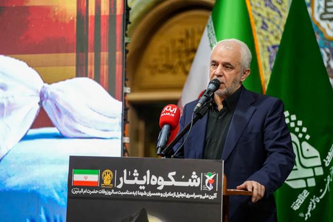 رئیس بنیاد شهید و امور ایثارگران در همایش شکوه ایثار: ۲۰ هزار مادر و همسر شهید در سراسر کشور تجلیل شدند/ لزوم تداوم رسالت مادران و همسران شهدا رئیس بنیاد شهید و امور ایثارگران در همایش شکوه ایثار: ۲۰ هزار مادر و همسر شهید در سراسر کشور تجلیل شدند/ لزوم تداوم رسالت مادران و همسران شهدا