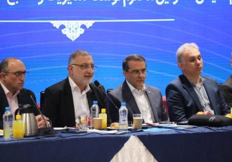 درخواست شهردار تهران از دولت برای همراهی در حل مشکلات استخدامی شهرداریها درخواست شهردار تهران از دولت برای همراهی در حل مشکلات استخدامی شهرداریها