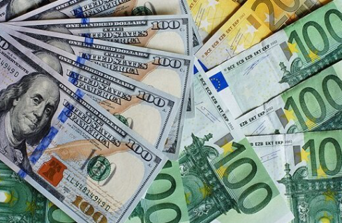 نایب رئیس اتاق بازرگانی ایران مطرح کرد: تکنرخی شدن ارز؛ کلید اصلاحات اقتصادی و ضرورت حمایت از دهکهای پایین نایب رئیس اتاق بازرگانی ایران مطرح کرد: تکنرخی شدن ارز؛ کلید اصلاحات اقتصادی و ضرورت حمایت از دهکهای پایین