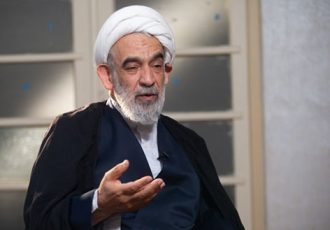 قمی: فرایند انتخاب رهبر جدید در حال کامل شدن است