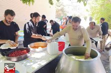 ۳۵ گروه جهادی سپاه عاشورا با صرف ۲۴۰ میلیارد ریال هزینه در خدمت زائران مشهد ۳۵ گروه جهادی سپاه عاشورا با صرف ۲۴۰ میلیارد ریال هزینه در خدمت زائران مشهد