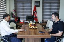 دیدار جواد نکونام با مدیرعامل تراکتور