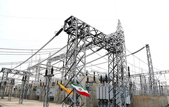 اجرای ۱۵۰۰ کیلومتر توسعه شبکه برق در آذربایجان‌غربی/دستفروشان بهای برق مصرفی را می‌پردازند