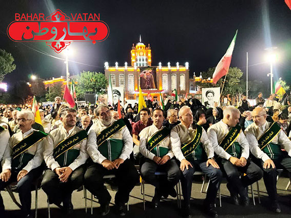 عطر و بوی امام رضایی در اجتماع دویست و هفتم مردم تبریز/ تشکر از رئیس جمهور با عطر رضوی