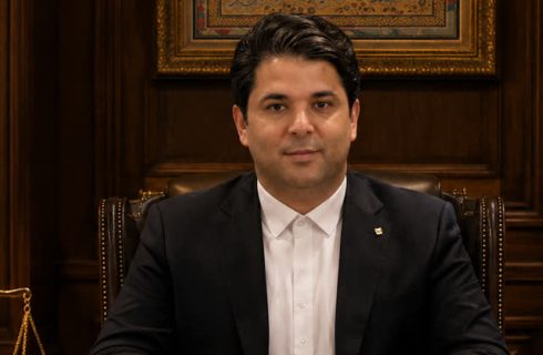 سردرود در مسیر یک جهش تازه گفتوگو با دکتر محمد زینالی درباره مدیریت شهری، سرمایهگذاری و آینده اقتصادی شهر سردرود در مسیر یک جهش تازه گفتوگو با دکتر محمد زینالی درباره مدیریت شهری، سرمایهگذاری و آینده اقتصادی شهر